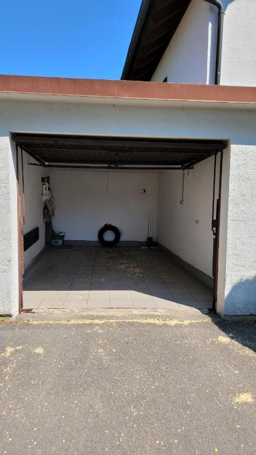 EG Links-Wunderschöne 70m große 2-Zimmer City Wohnung nähe Salzburg Freilassing Exterior foto