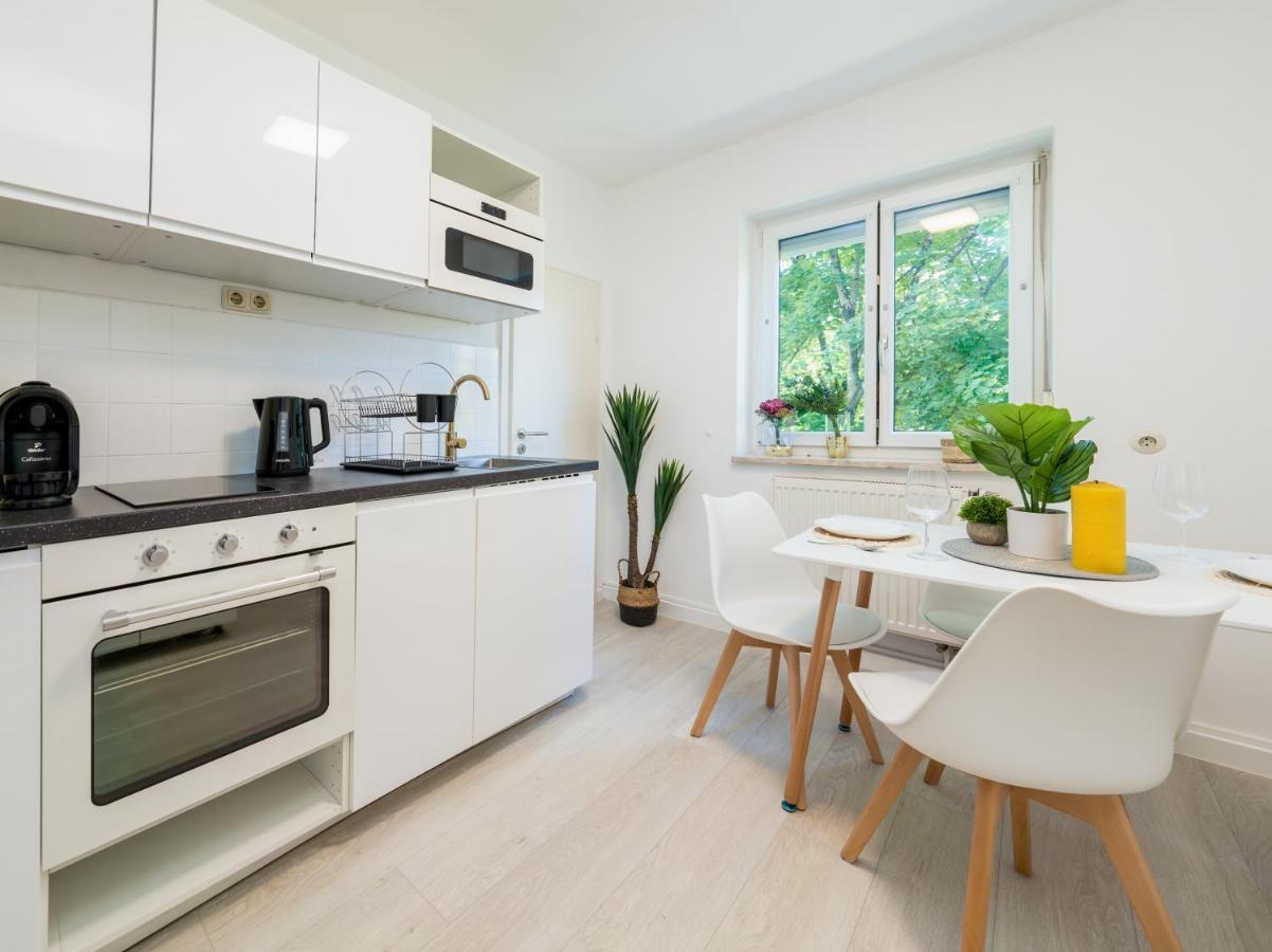 EG Links-Wunderschöne 70m große 2-Zimmer City Wohnung nähe Salzburg Freilassing Exterior foto